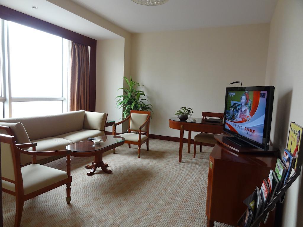 Shijiazhuang Yanshan Hotel Room photo
